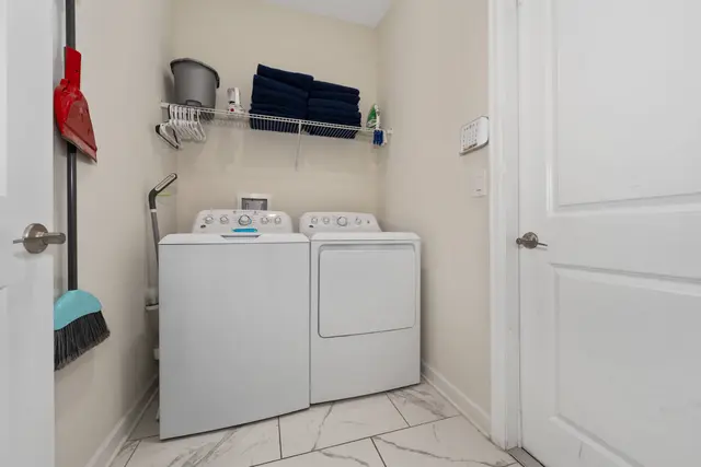 Casa 6Q com Piscina + Jacuzzi | Perto da Disney em Davenport, foto 9