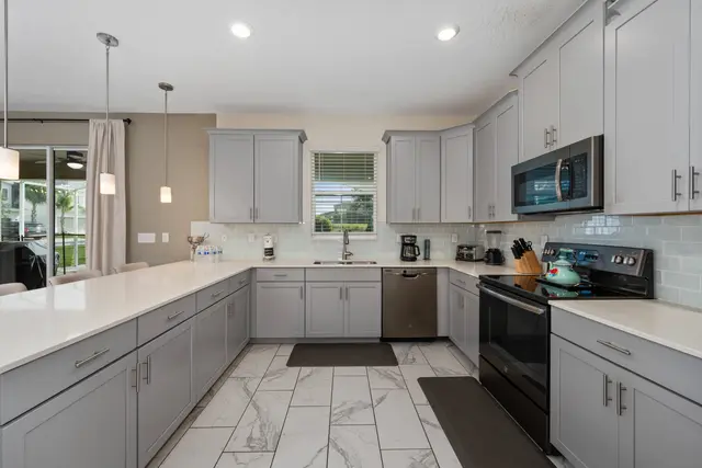 Casa 6Q com Piscina + Jacuzzi | Perto da Disney em Davenport, foto 13