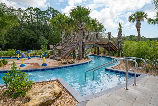 Rio lento do Storey Lake Resort, Kissimmee, Flórida