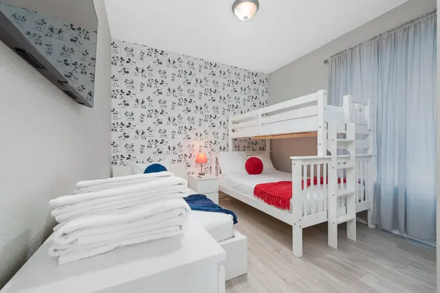 Vista Cay: 3 Quartos e Lareira elétrica em Orlando, foto 18